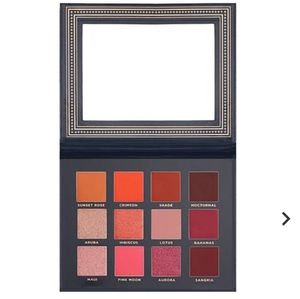 Ace Beaute Scarlett Dusk Eyeshadow Palette